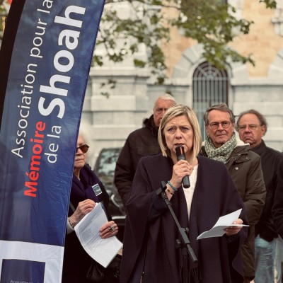 Cérémonie de pose d'un Pavé de la Mémoire en hommage à Léopold De Hulster